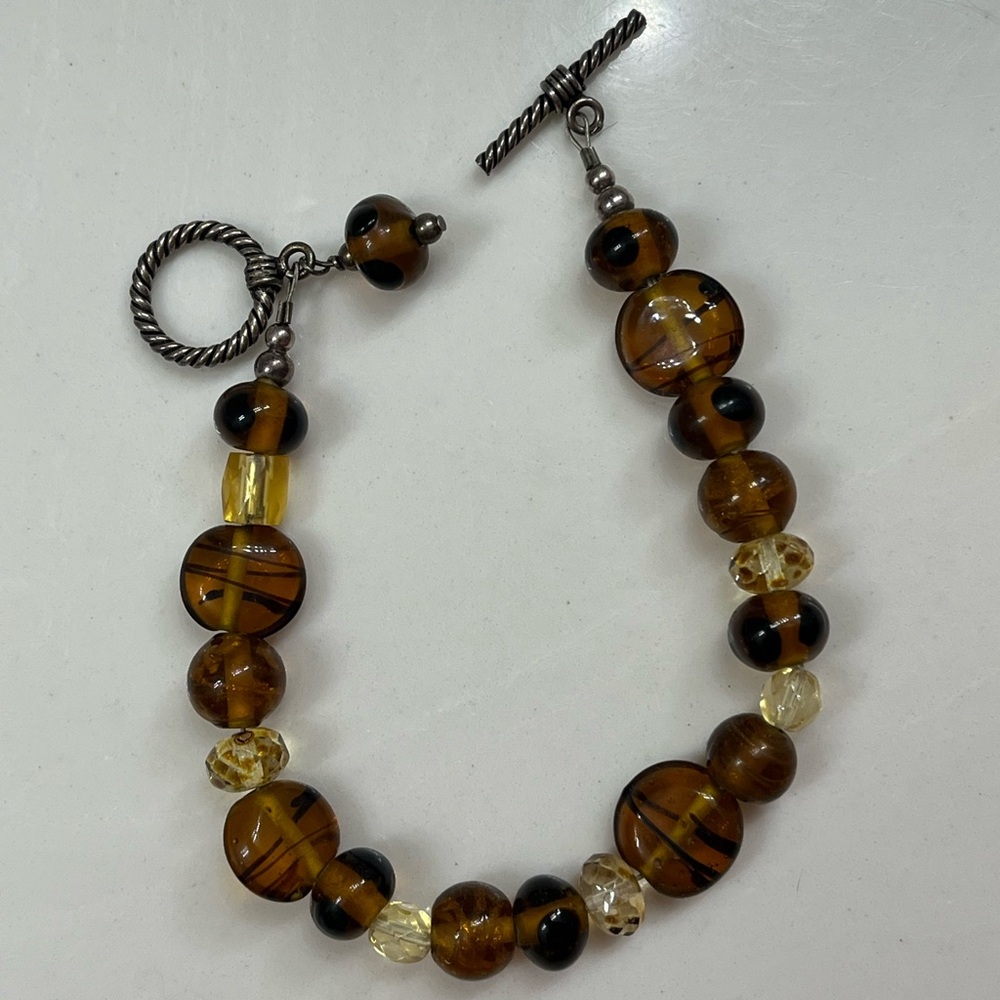 Tiger’s eye and amber beaded bracelet